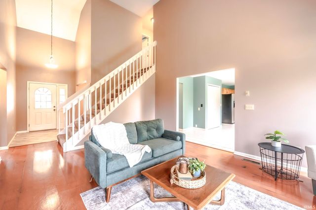 1735 Greythorn Drive, Fort Wayne, IN 46815