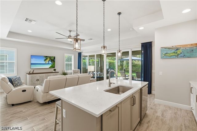 14796 Windward LN, Naples, FL 34114