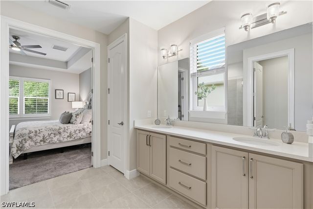 14796 Windward LN, Naples, FL 34114