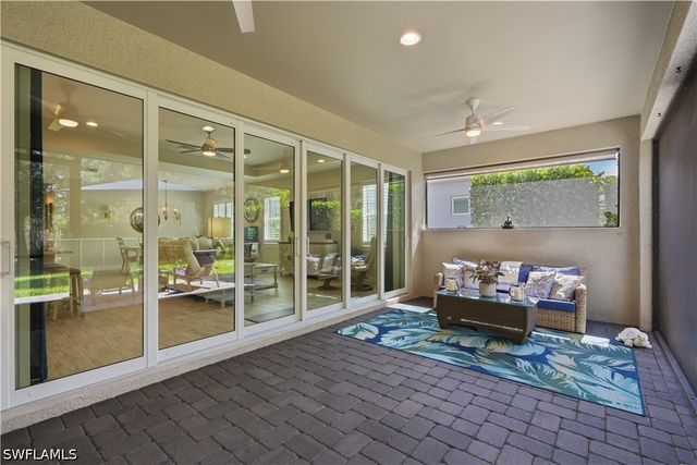 14796 Windward LN, Naples, FL 34114