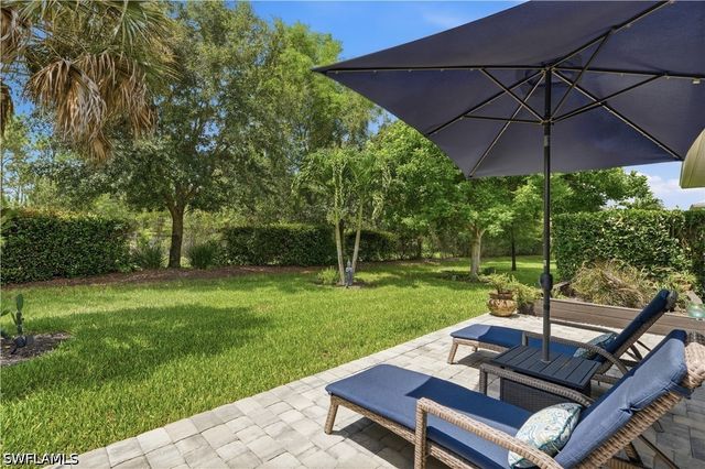 14796 Windward LN, Naples, FL 34114
