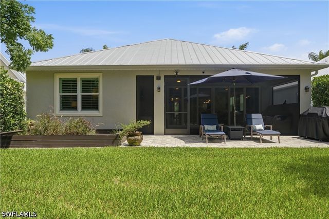 14796 Windward LN, Naples, FL 34114