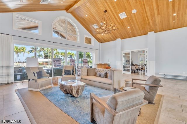 14796 Windward LN, Naples, FL 34114