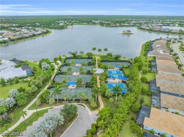 14796 Windward LN, Naples, FL 34114
