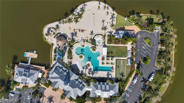 14796 Windward LN, Naples, FL 34114