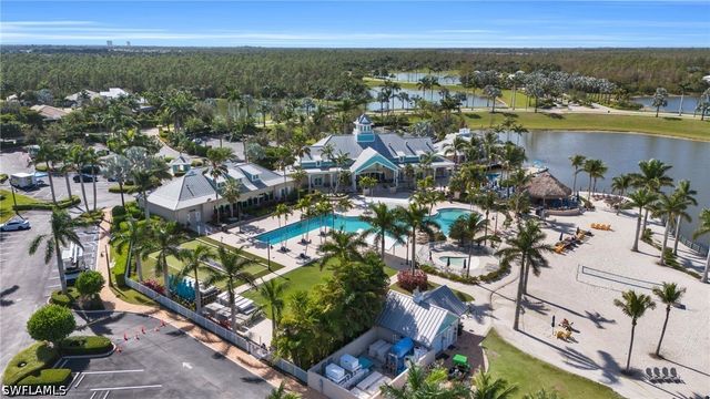 14796 Windward LN, Naples, FL 34114