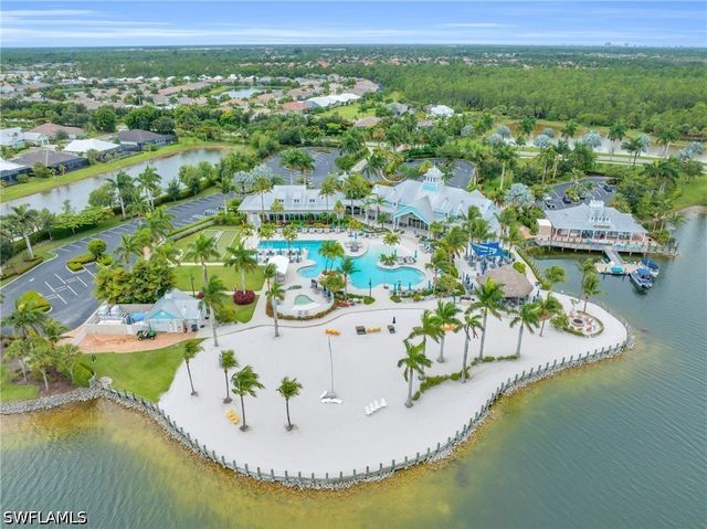 14796 Windward LN, Naples, FL 34114
