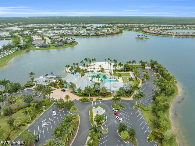 14796 Windward LN, Naples, FL 34114