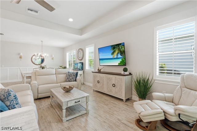 14796 Windward LN, Naples, FL 34114