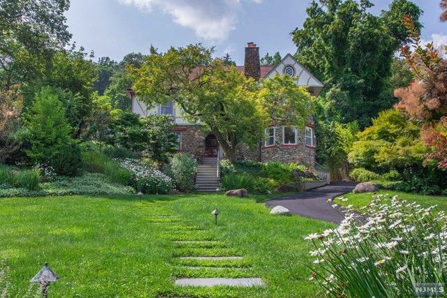 280 Upper Mountain Avenue, Montclair, NJ 07043