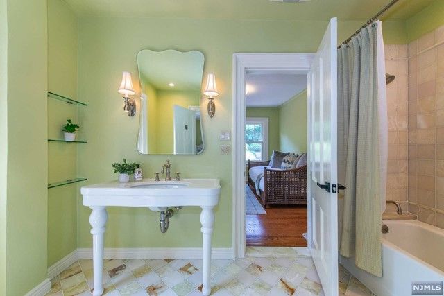 280 Upper Mountain Avenue, Montclair, NJ 07043