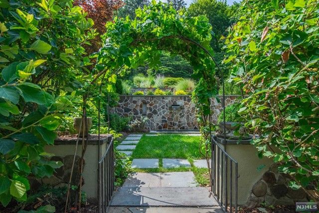 280 Upper Mountain Avenue, Montclair, NJ 07043