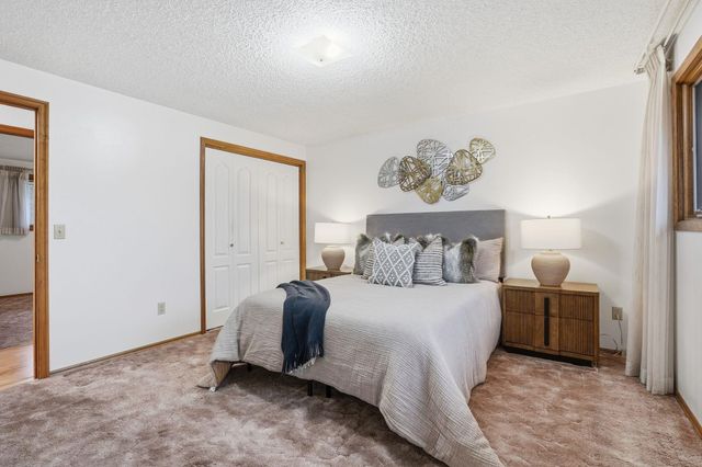 9627 N Fotheringham St, Spokane, WA 99208