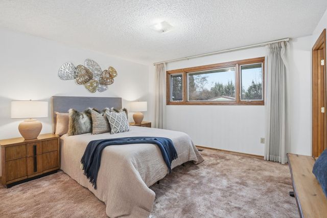 9627 N Fotheringham St, Spokane, WA 99208