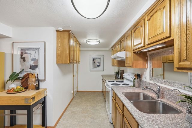 9627 N Fotheringham St, Spokane, WA 99208