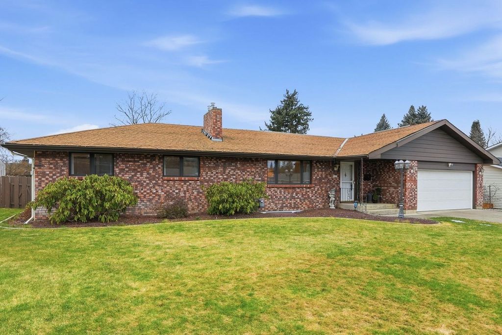 9627 N Fotheringham St, Spokane, WA 99208