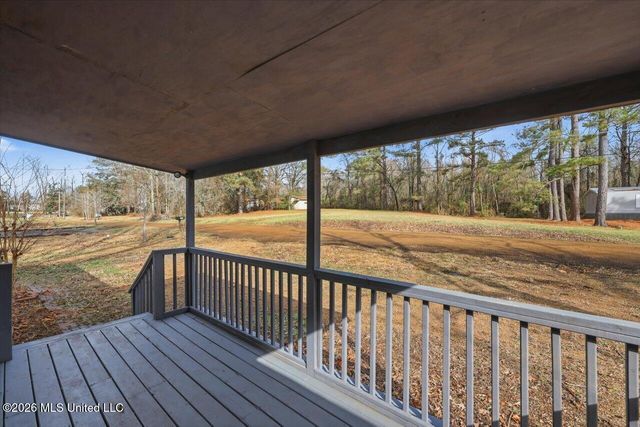 817 Leo Paul Street, Pearl, MS 39208