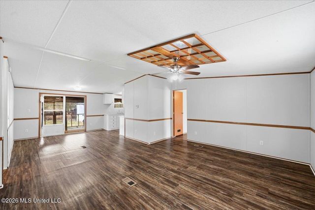 817 Leo Paul Street, Pearl, MS 39208