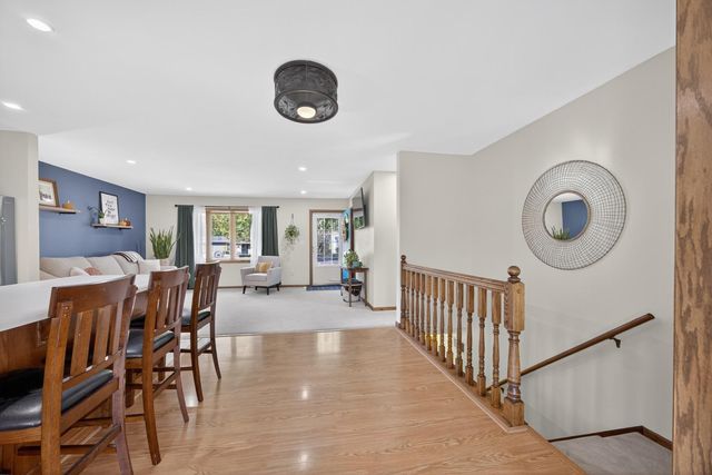 3780 Willow Heights Drive SW, Rochester, MN 55902