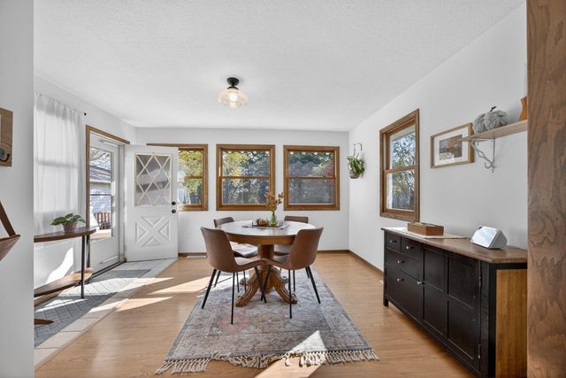 3780 Willow Heights Drive SW, Rochester, MN 55902