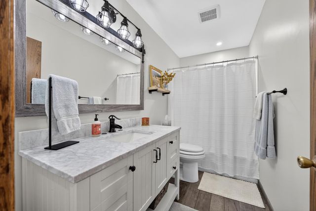 3780 Willow Heights Drive SW, Rochester, MN 55902