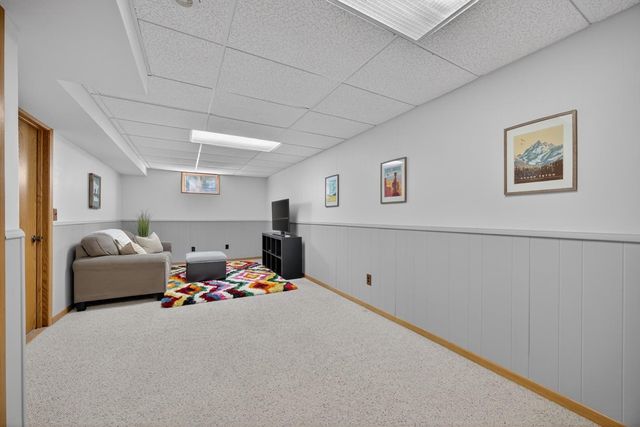 3780 Willow Heights Drive SW, Rochester, MN 55902