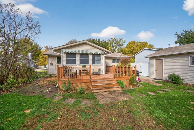 3780 Willow Heights Drive SW, Rochester, MN 55902