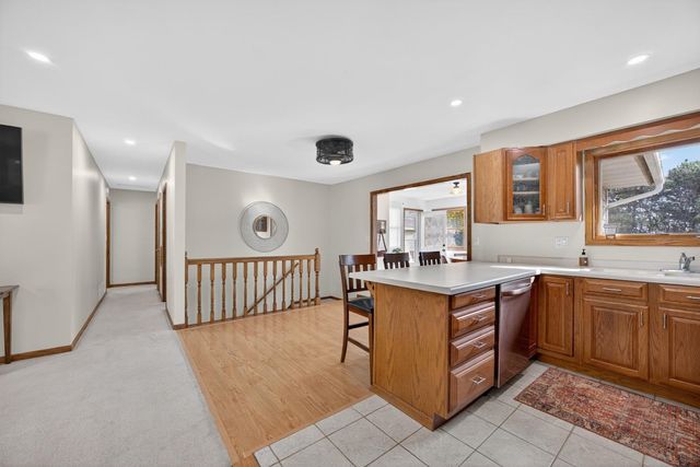 3780 Willow Heights Drive SW, Rochester, MN 55902