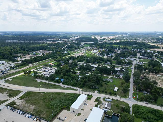 430 Booker Drive, Spring, TX 77373