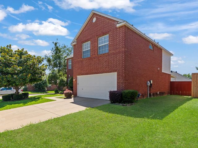 10701 Augusta Lane, Rowlett, TX 75089