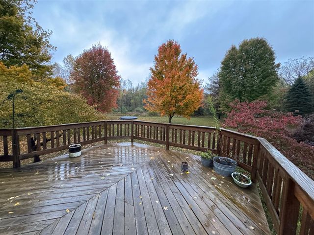 4901 S Drive, Athens, MI 49011