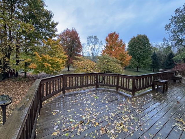 4901 S Drive, Athens, MI 49011