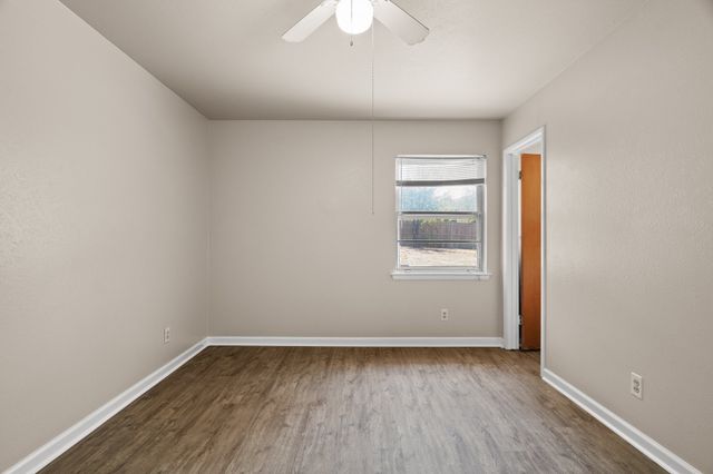 724 Chisholm Trail, Denton, TX 76209