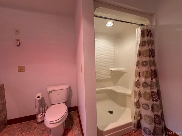 5275 Chaison 23.5 Road, Gladstone, MI 49873