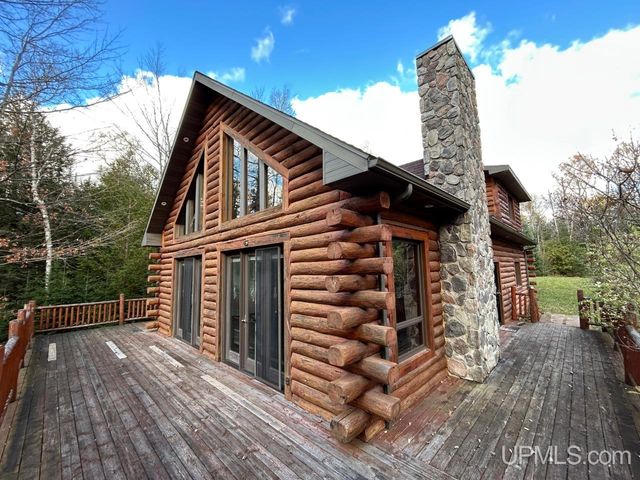 5275 Chaison 23.5 Road, Gladstone, MI 49873