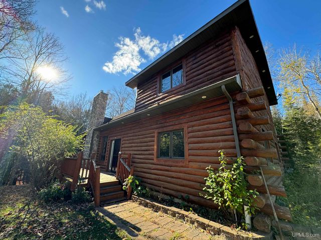 5275 Chaison 23.5 Road, Gladstone, MI 49873