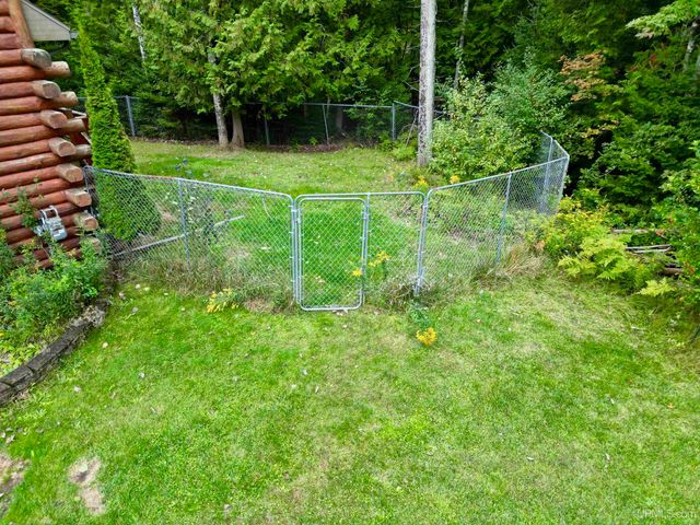 5275 Chaison 23.5 Road, Gladstone, MI 49873