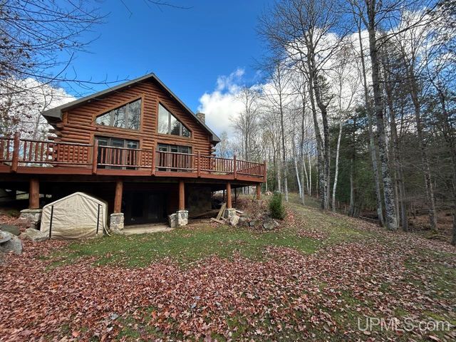 5275 Chaison 23.5 Road, Gladstone, MI 49873