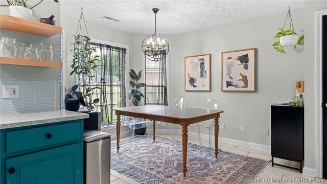 326 River Forest Parkway, Jeffersonville, IN 47130