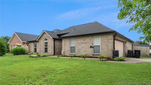 326 River Forest Parkway, Jeffersonville, IN 47130