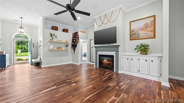 326 River Forest Parkway, Jeffersonville, IN 47130