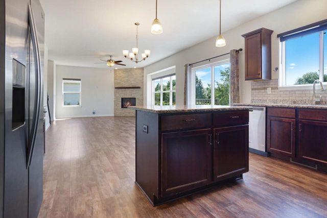 N60W13839 Weyerhaven DRIVE, Menomonee Falls, WI 53051