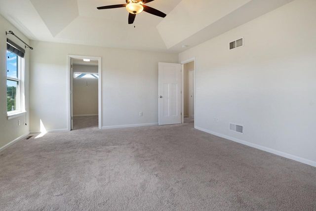 N60W13839 Weyerhaven DRIVE, Menomonee Falls, WI 53051