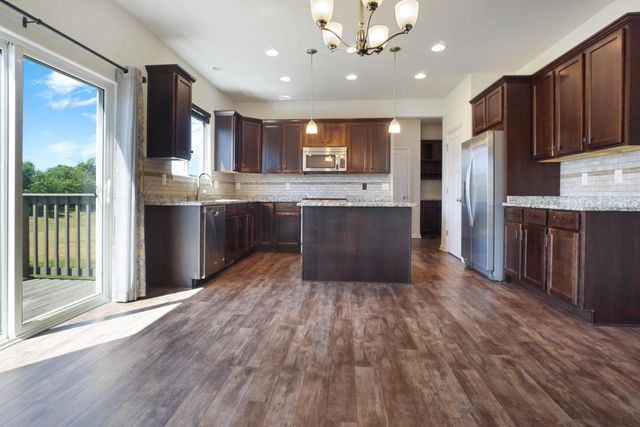 N60W13839 Weyerhaven DRIVE, Menomonee Falls, WI 53051