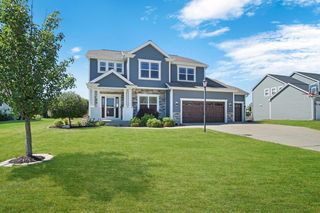 N60W13839 Weyerhaven DRIVE, Menomonee Falls, WI 53051