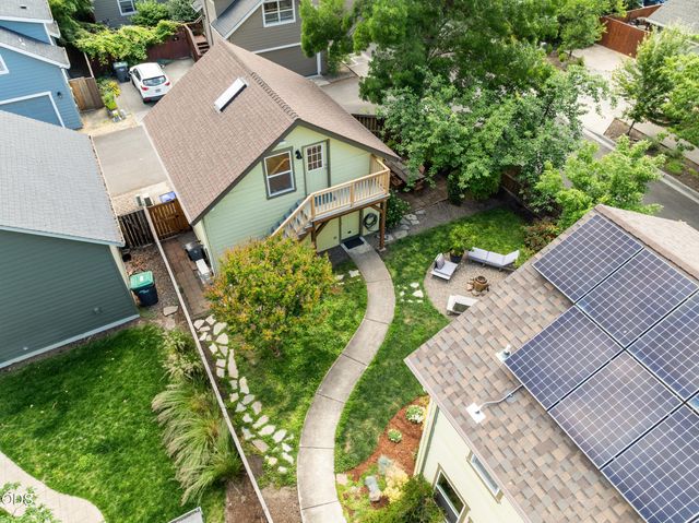 149 Graham Way, Talent, OR 97540