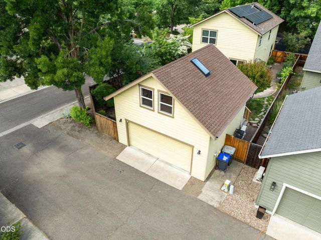 149 Graham Way, Talent, OR 97540