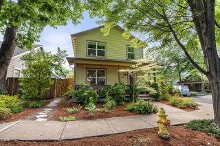 149 Graham Way, Talent, OR 97540