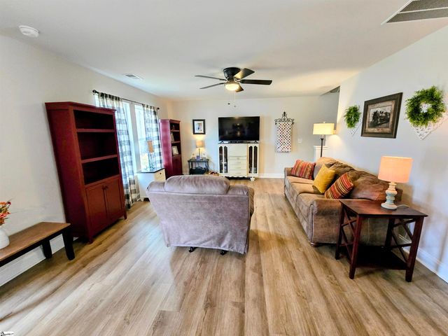 104 Forest Drive, Liberty, SC 29657