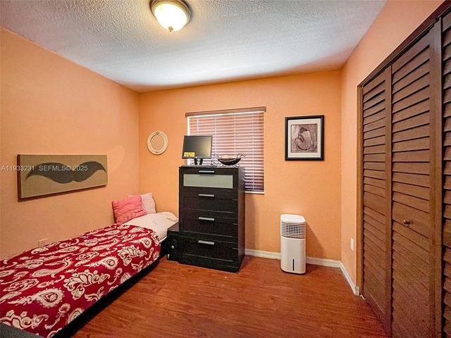 18003 SW 153rd Pl, Miami, FL 33187